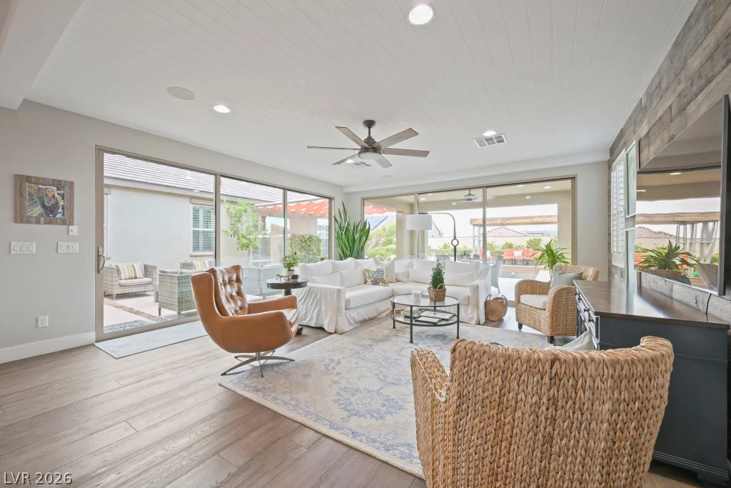 8450 Great Outdoors, Las Vegas, NV 89166