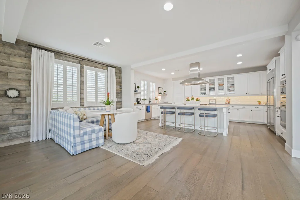8450 Great Outdoors, Las Vegas, NV 89166
