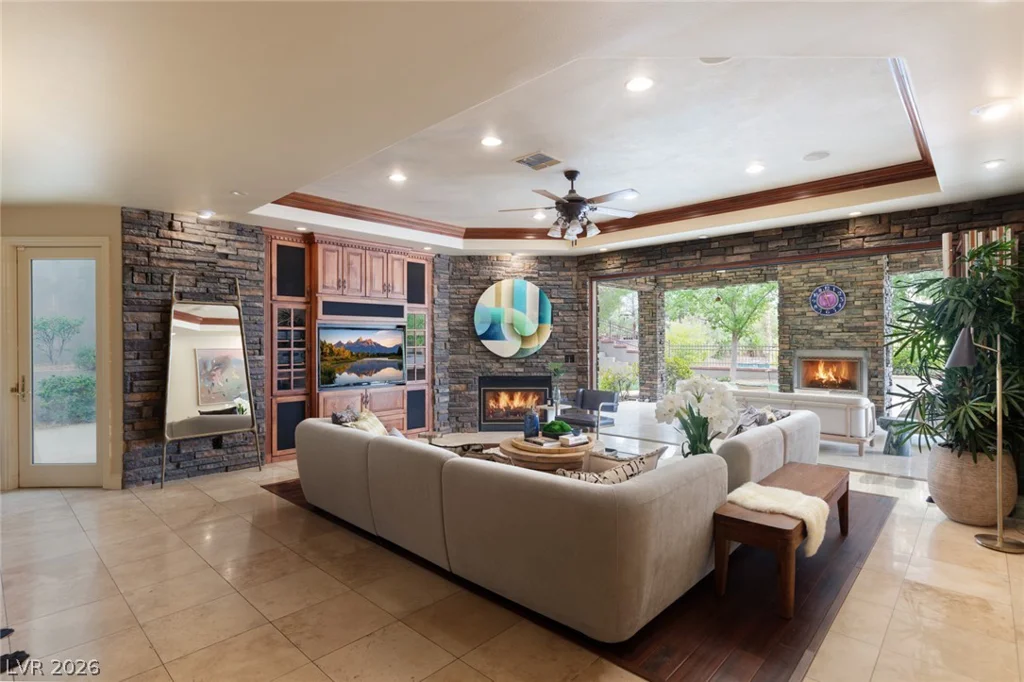 9908 Moon Valley, Las Vegas, NV 89134