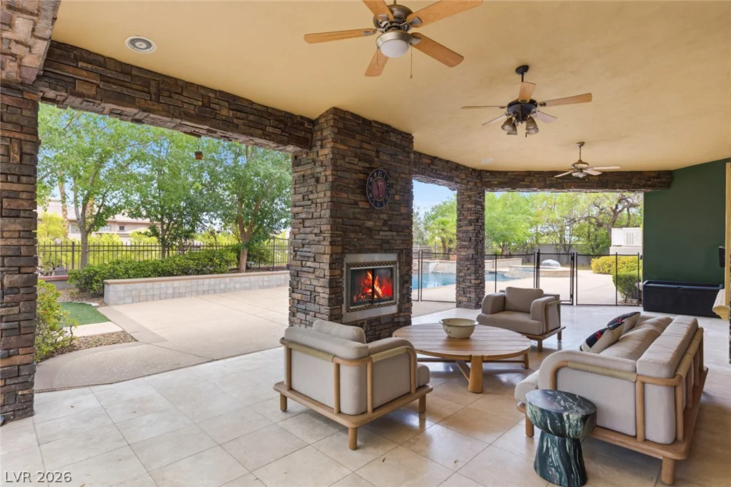 9908 Moon Valley, Las Vegas, NV 89134