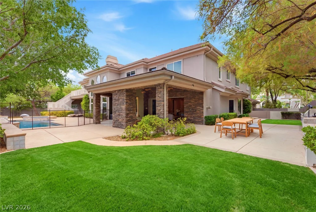 9908 Moon Valley, Las Vegas, NV 89134