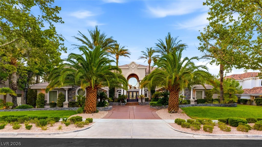 9908 Moon Valley, Las Vegas, NV 89134