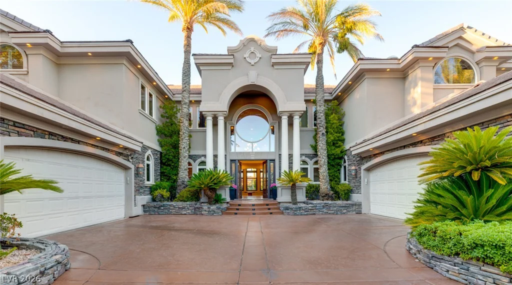 9908 Moon Valley, Las Vegas, NV 89134