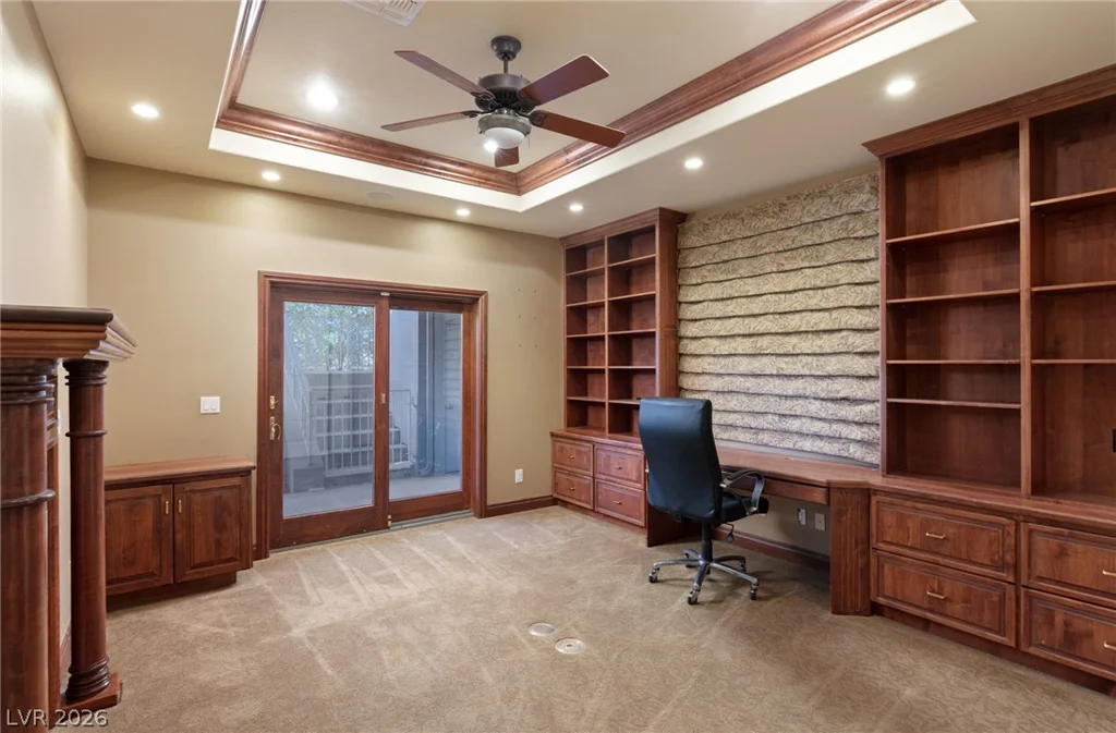 9908 Moon Valley, Las Vegas, NV 89134