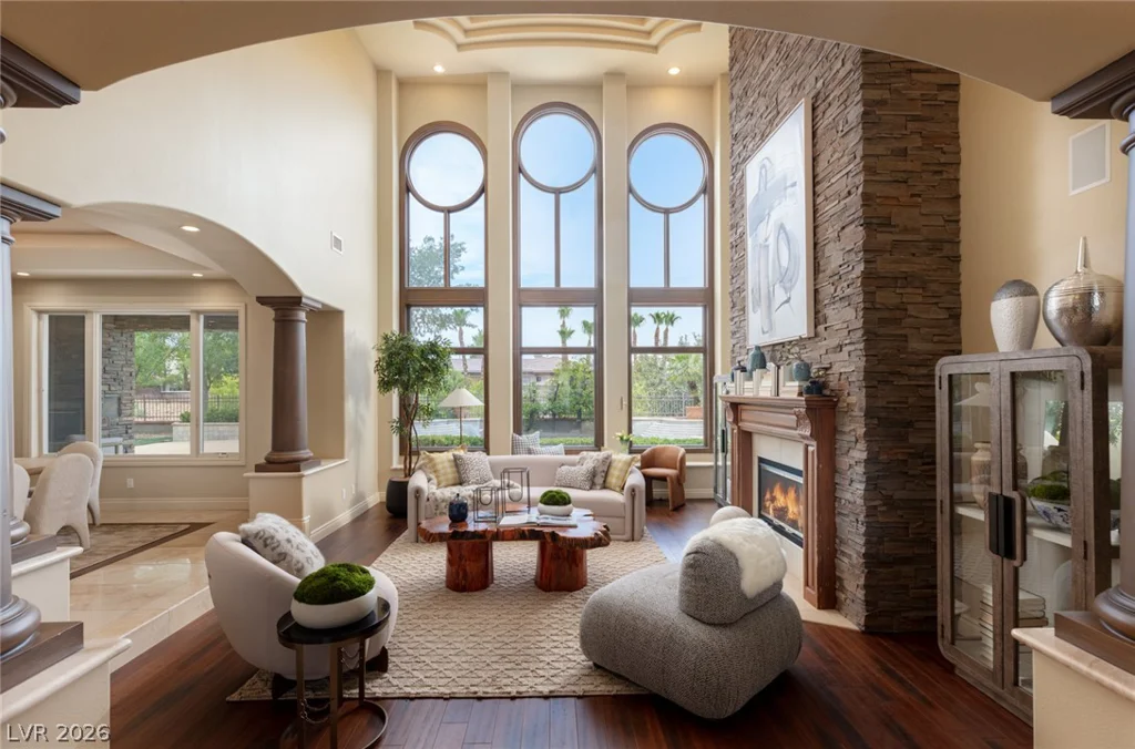 9908 Moon Valley, Las Vegas, NV 89134