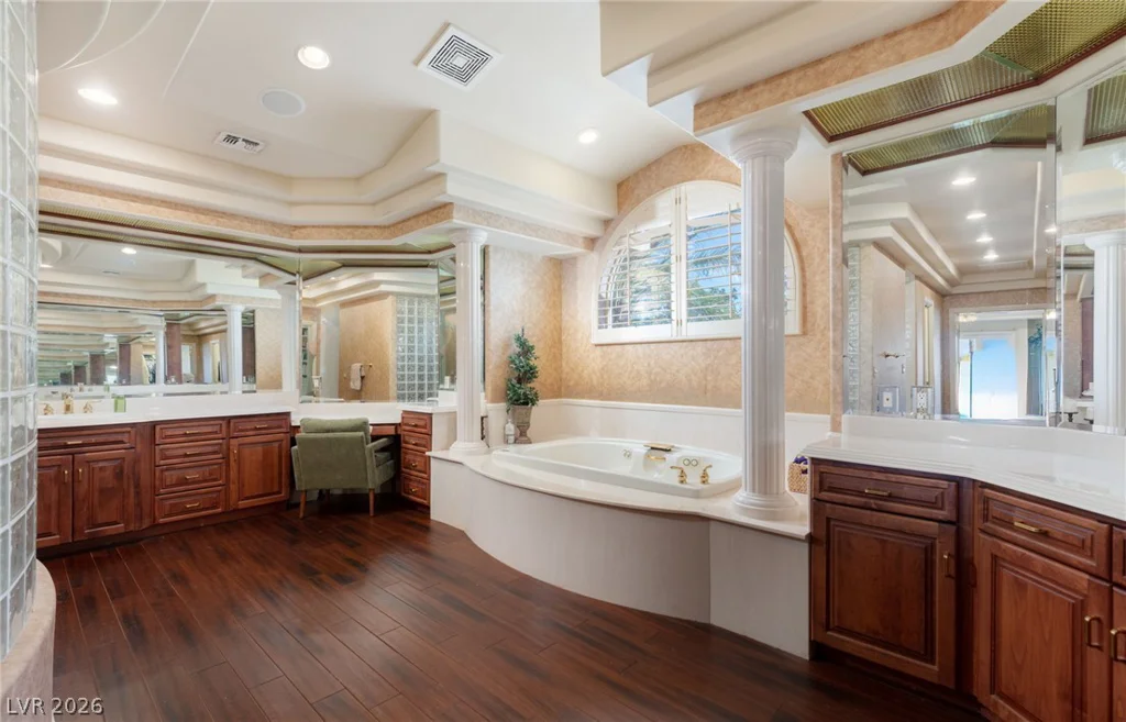 9908 Moon Valley, Las Vegas, NV 89134