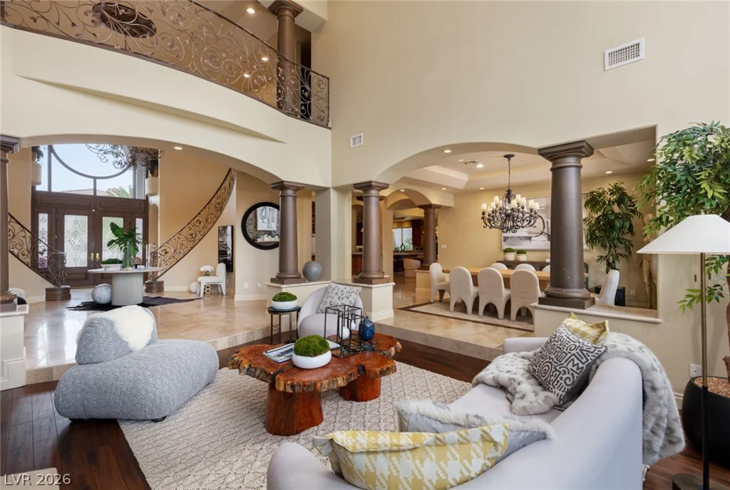9908 Moon Valley, Las Vegas, NV 89134