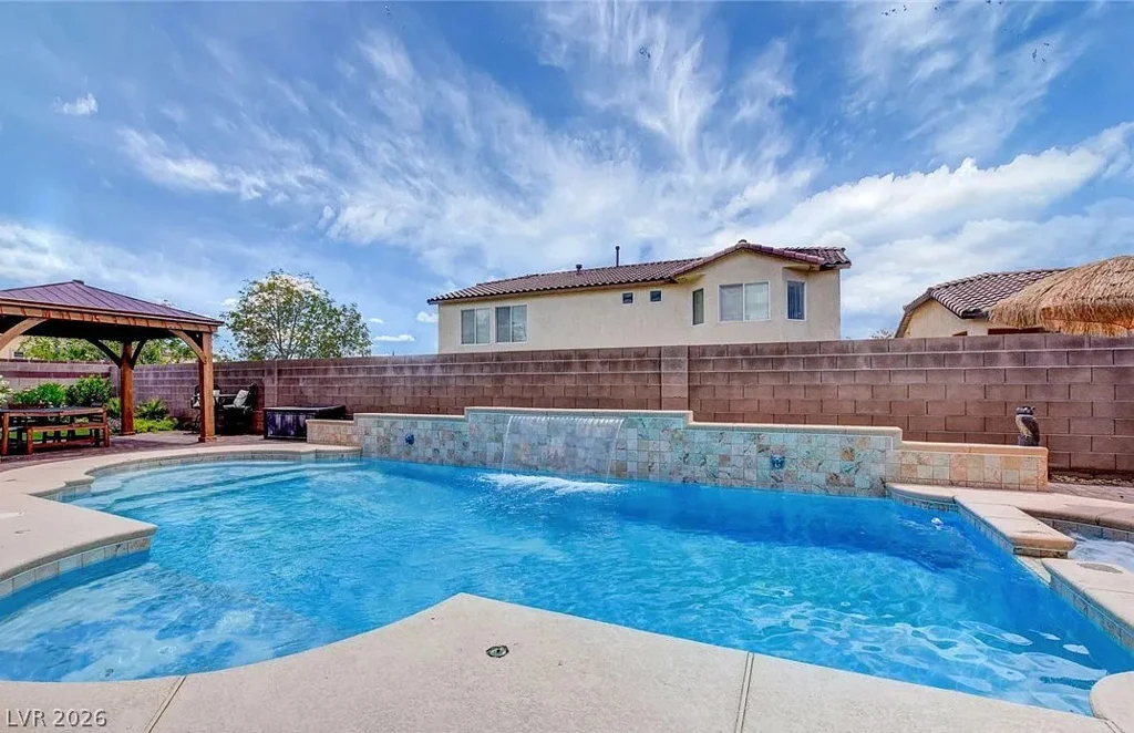9405 Artesian Oak, Las Vegas, NV 89149