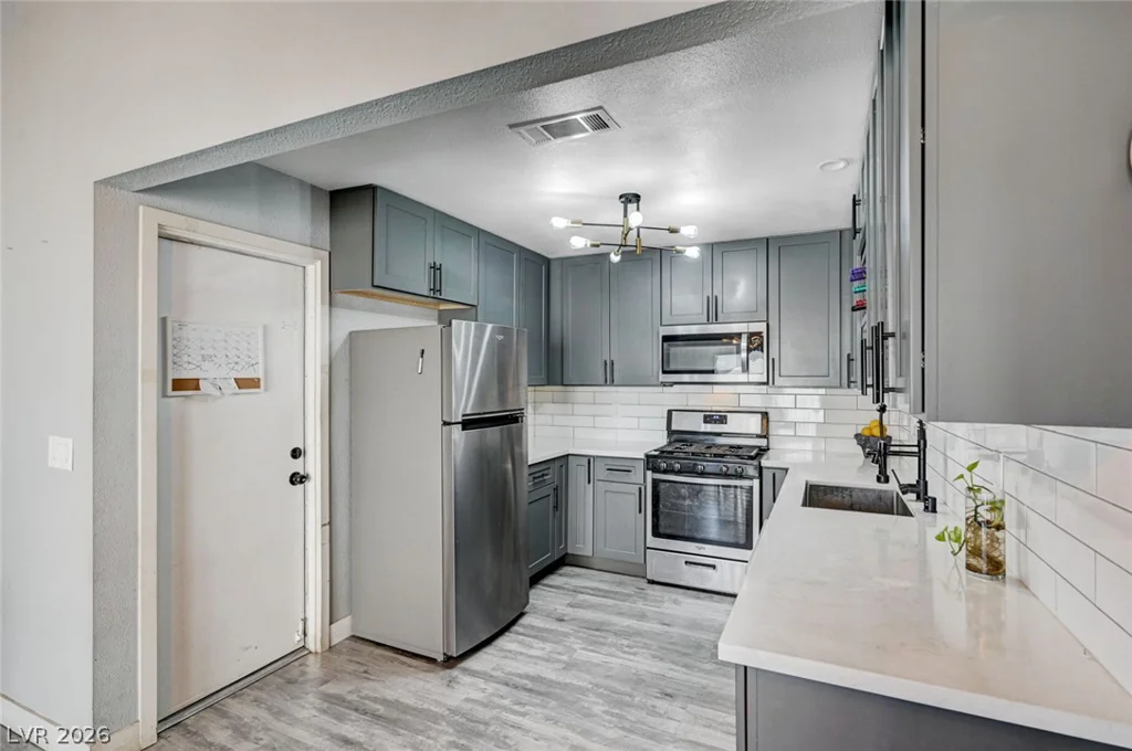 6712 Accent, Las Vegas, NV 89108