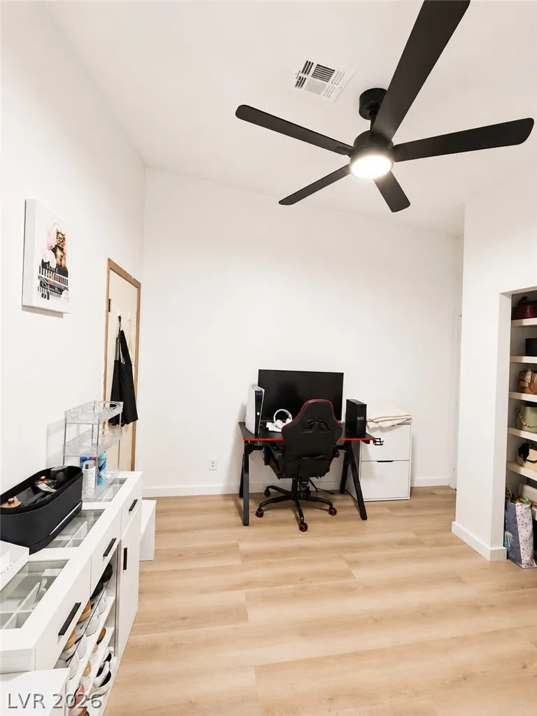 2735 Poppyseed, Las Vegas, NV 89142