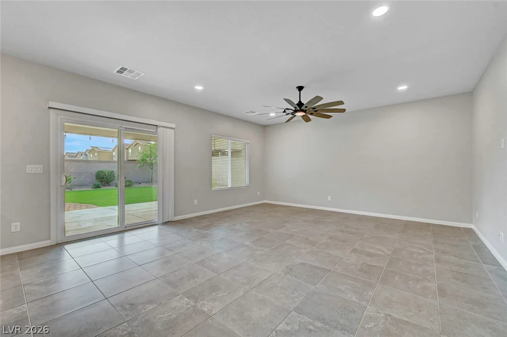7845 Stone Forest, North Las Vegas, NV 89084