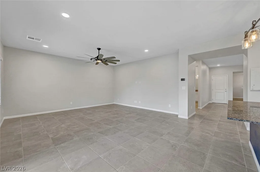 7845 Stone Forest, North Las Vegas, NV 89084