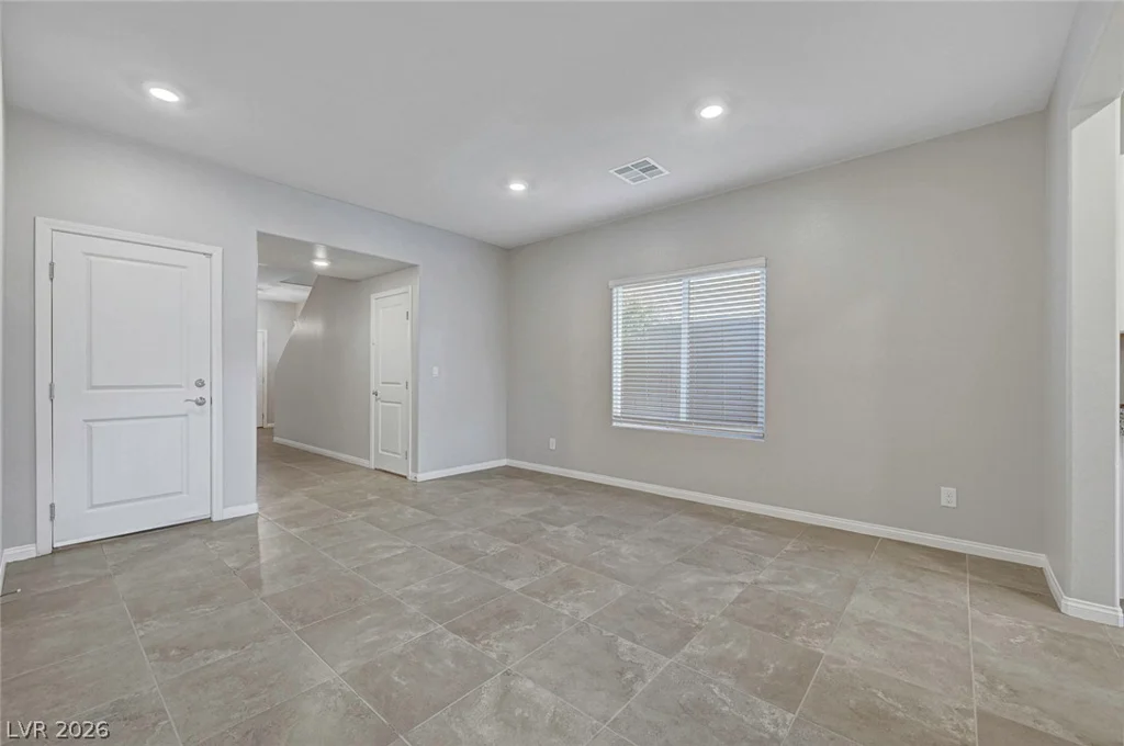 7845 Stone Forest, North Las Vegas, NV 89084