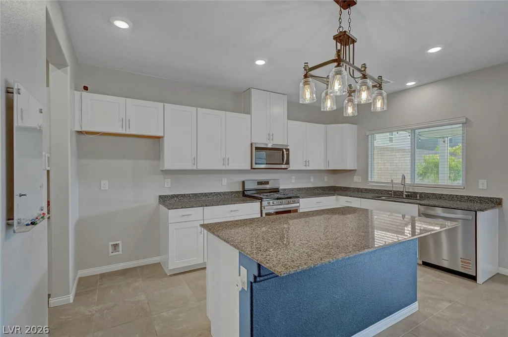 7845 Stone Forest, North Las Vegas, NV 89084