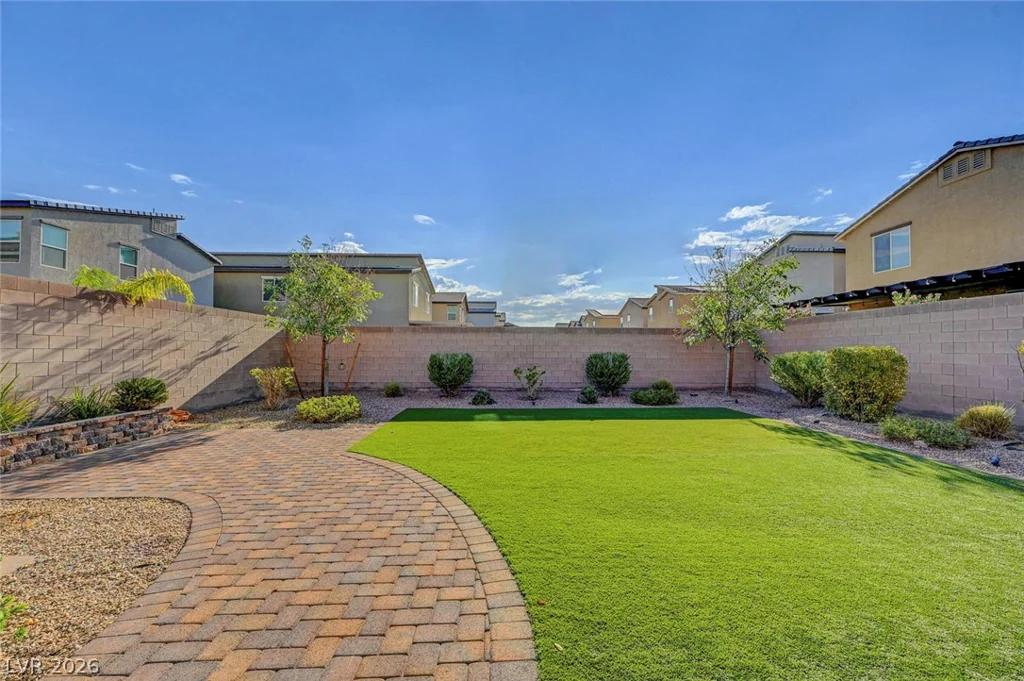 7845 Stone Forest, North Las Vegas, NV 89084