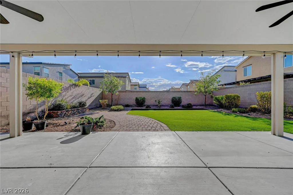 7845 Stone Forest, North Las Vegas, NV 89084
