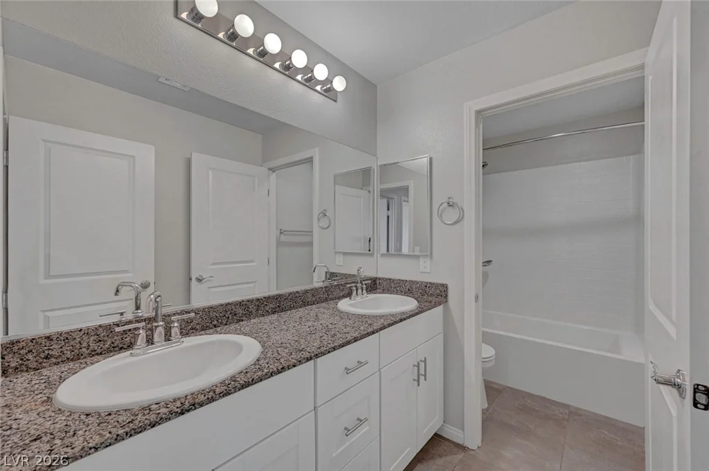 7845 Stone Forest, North Las Vegas, NV 89084
