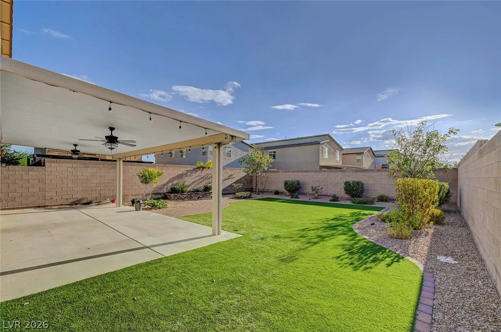 7845 Stone Forest, North Las Vegas, NV 89084