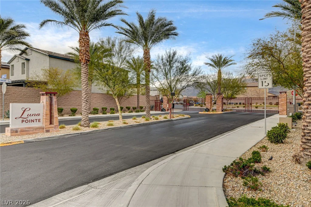 7845 Stone Forest, North Las Vegas, NV 89084