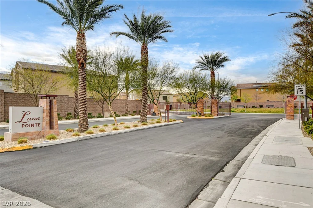 7845 Stone Forest, North Las Vegas, NV 89084