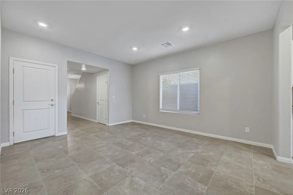 7845 Stone Forest, North Las Vegas, NV 89084