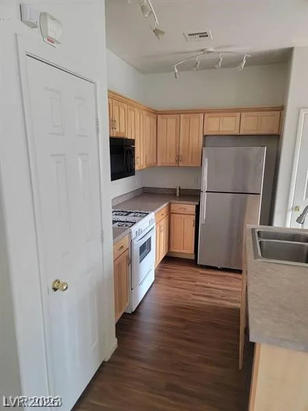 6316 BEIGE BLUFF, North Las Vegas, NV 89081