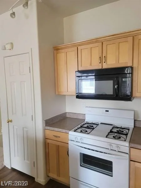 6316 BEIGE BLUFF, North Las Vegas, NV 89081