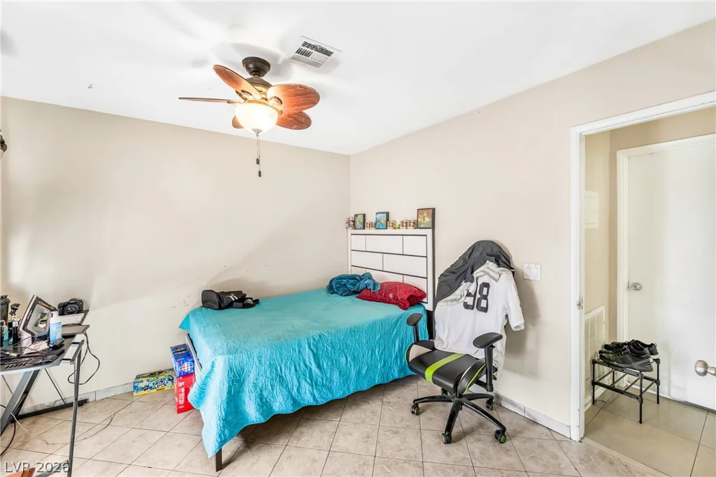 848 18th, Las Vegas, NV 89101