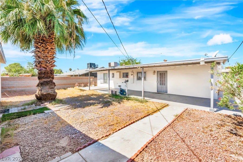 848 18th, Las Vegas, NV 89101