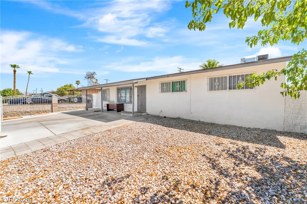 848 18th, Las Vegas, NV 89101