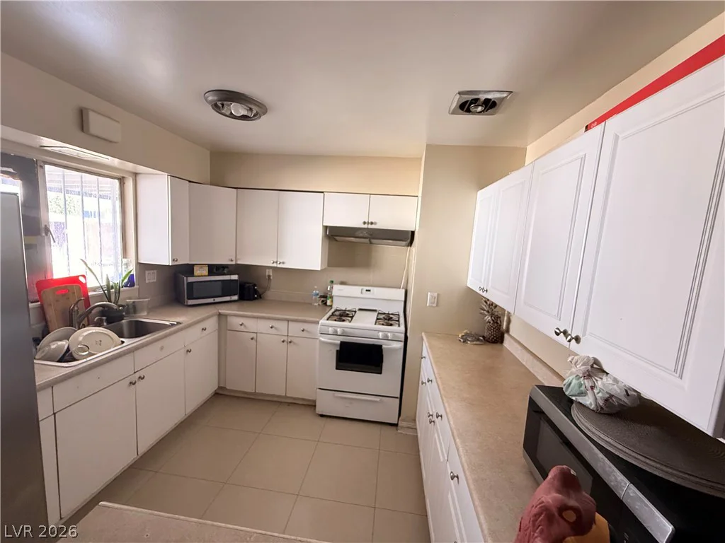 848 18th, Las Vegas, NV 89101