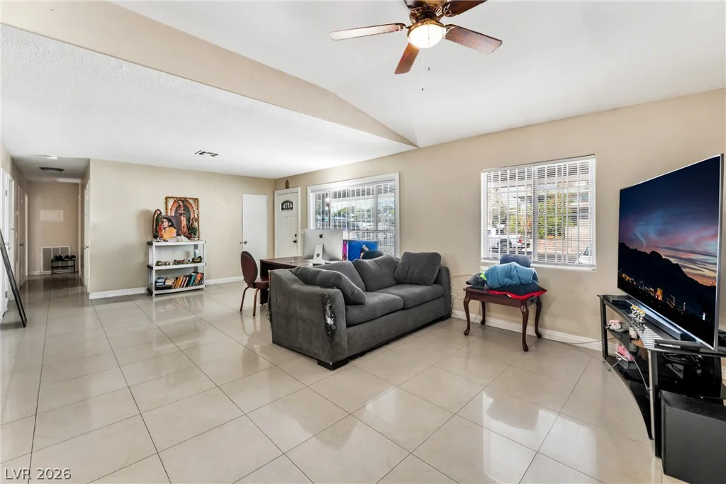 848 18th, Las Vegas, NV 89101