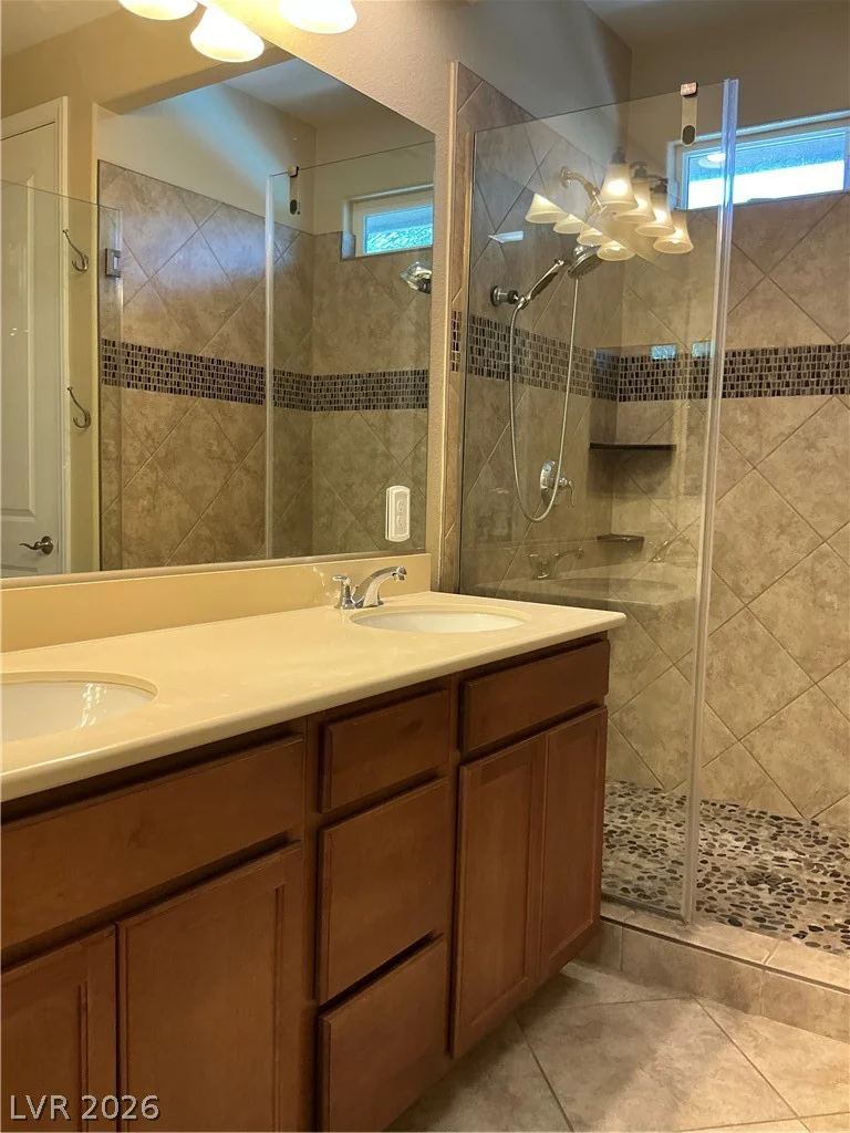 5627 Granollers, Las Vegas, NV 89135