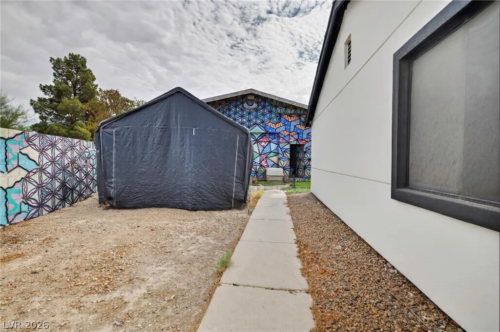 321 Agora, Las Vegas, NV 89110