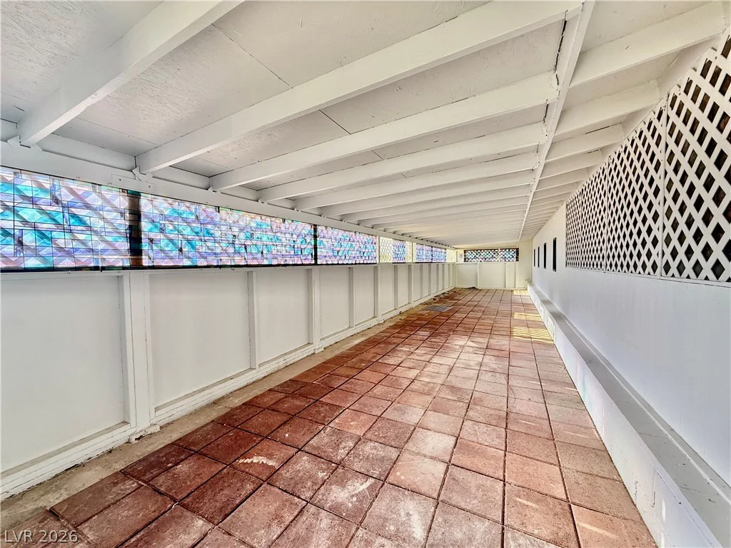 6821 Surrey, Pahrump, NV 89048