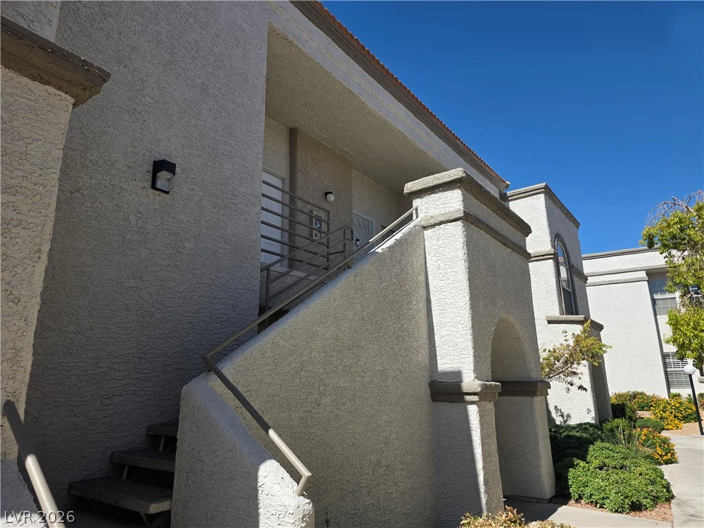 3150 Soft Breezes, Las Vegas, NV 89128