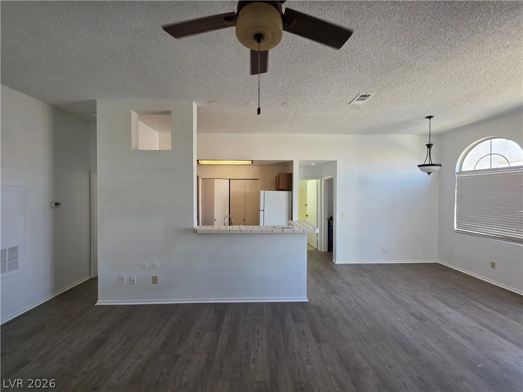3150 Soft Breezes, Las Vegas, NV 89128
