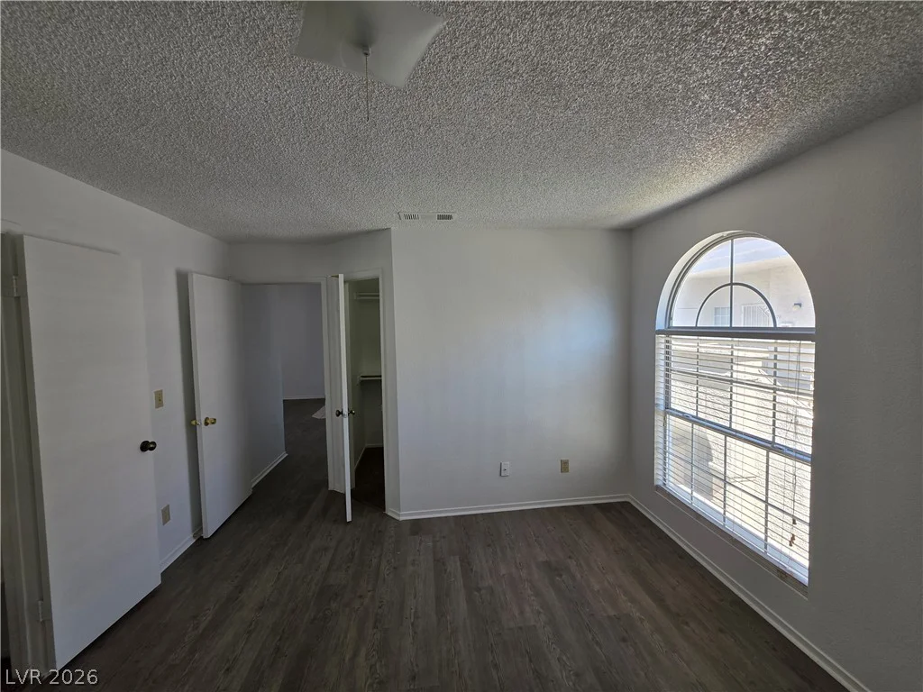 3150 Soft Breezes, Las Vegas, NV 89128