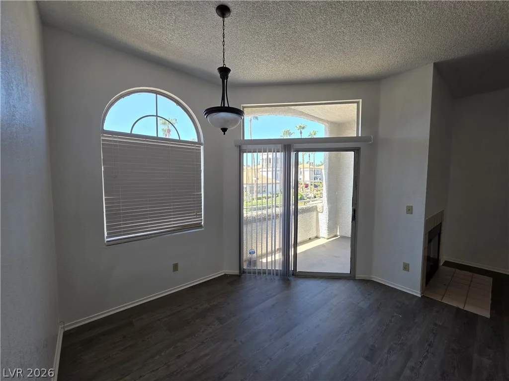 3150 Soft Breezes, Las Vegas, NV 89128