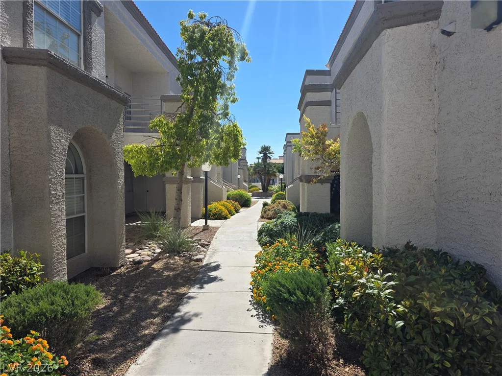 3150 Soft Breezes, Las Vegas, NV 89128