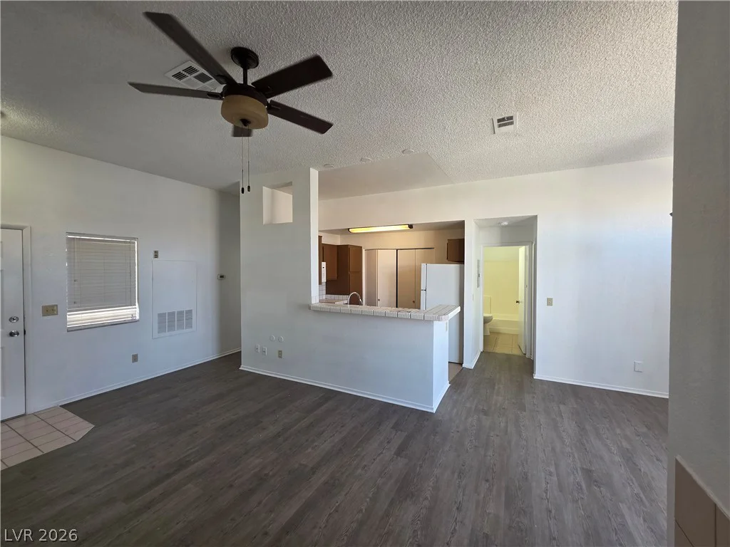 3150 Soft Breezes, Las Vegas, NV 89128