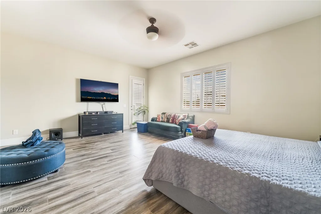 8157 Gilespie, Las Vegas, NV 89123