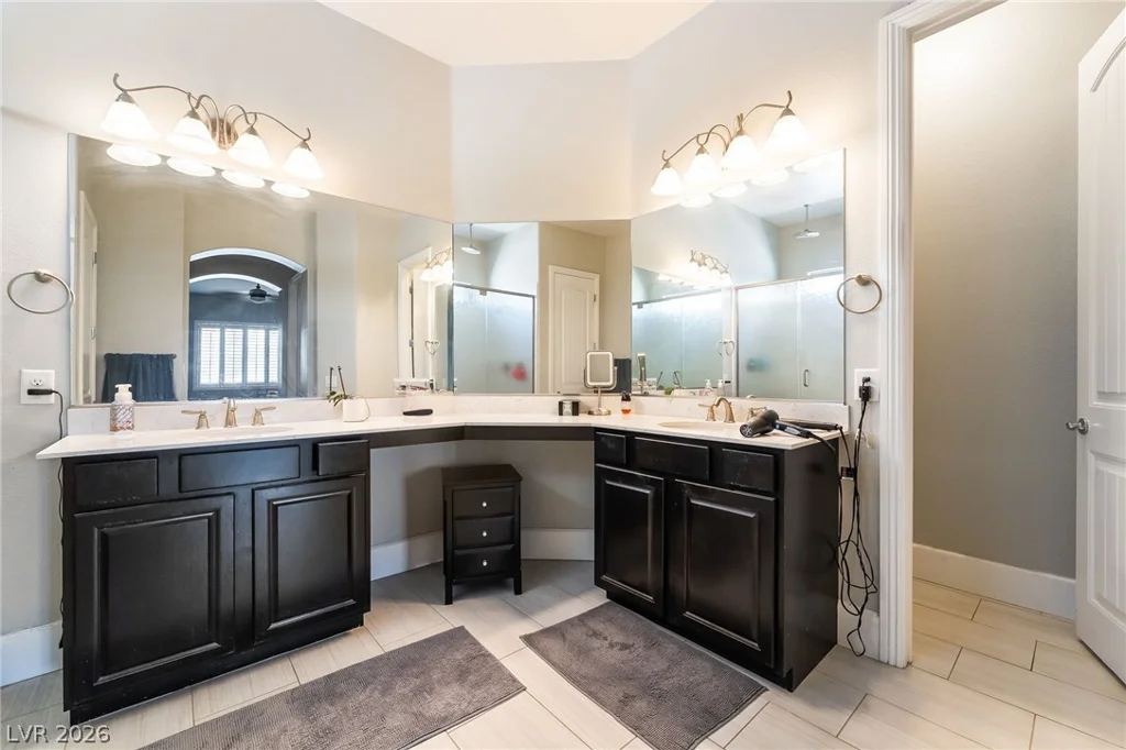 8157 Gilespie, Las Vegas, NV 89123