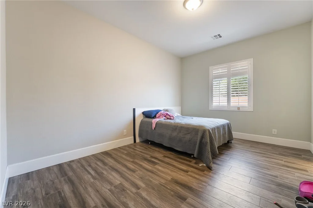 8157 Gilespie, Las Vegas, NV 89123