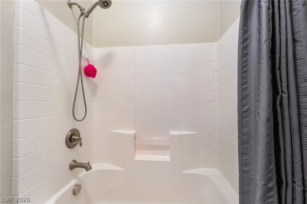 8157 Gilespie, Las Vegas, NV 89123