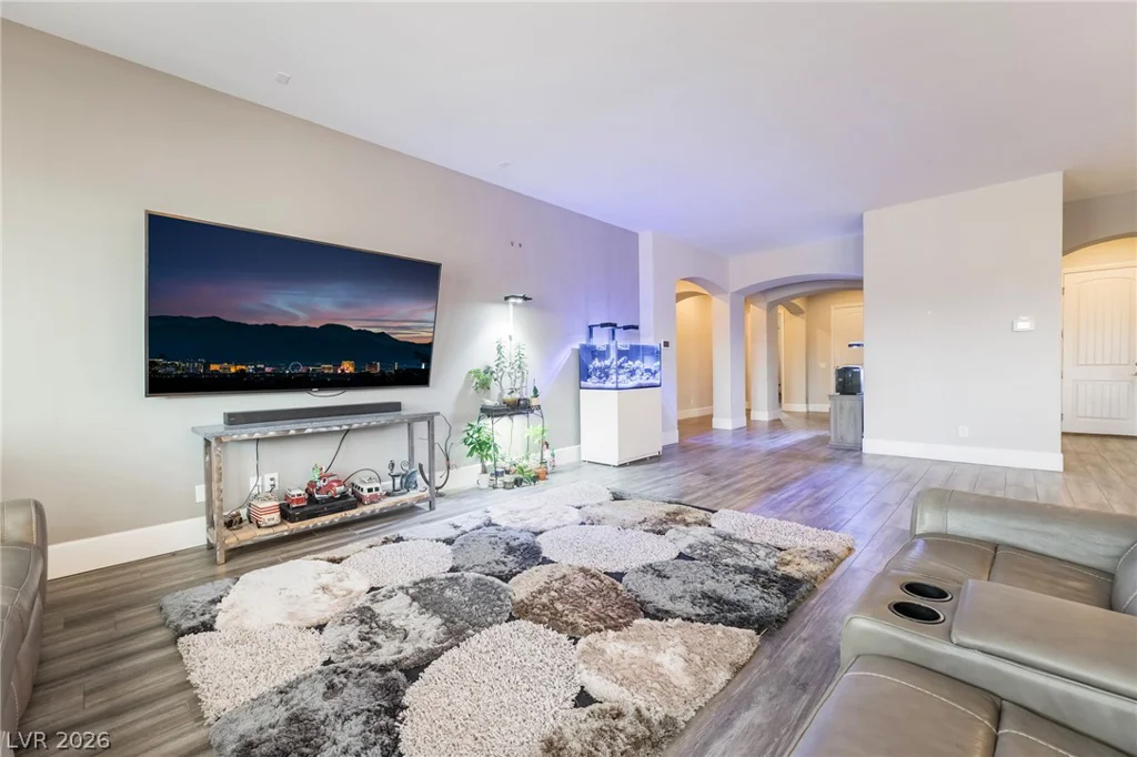 8157 Gilespie, Las Vegas, NV 89123