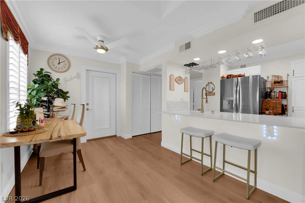 8101 Flamingo, Las Vegas, NV 89147