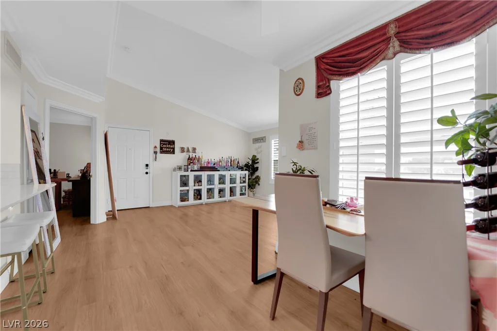 8101 Flamingo, Las Vegas, NV 89147
