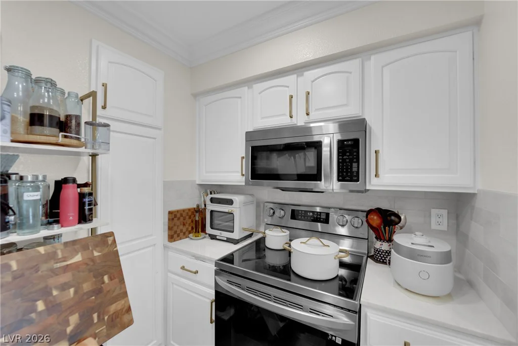 8101 Flamingo, Las Vegas, NV 89147