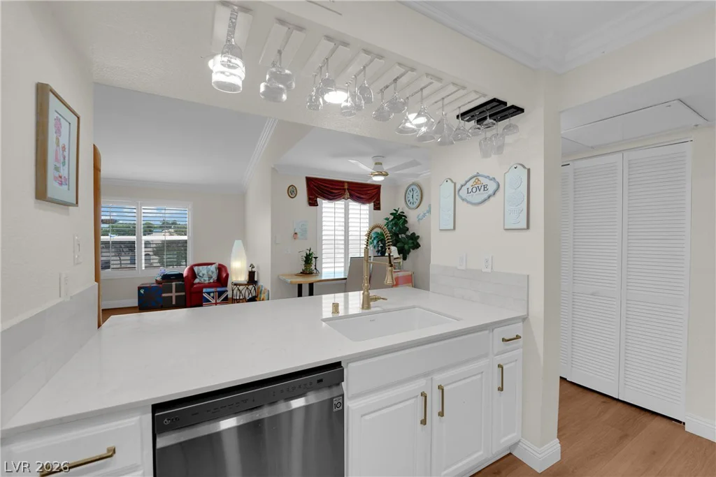8101 Flamingo, Las Vegas, NV 89147